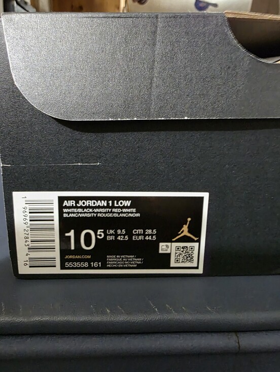 Jordan 1 Low Black White Red Low-Top Sneakers Size 10.5m, New. main image 4